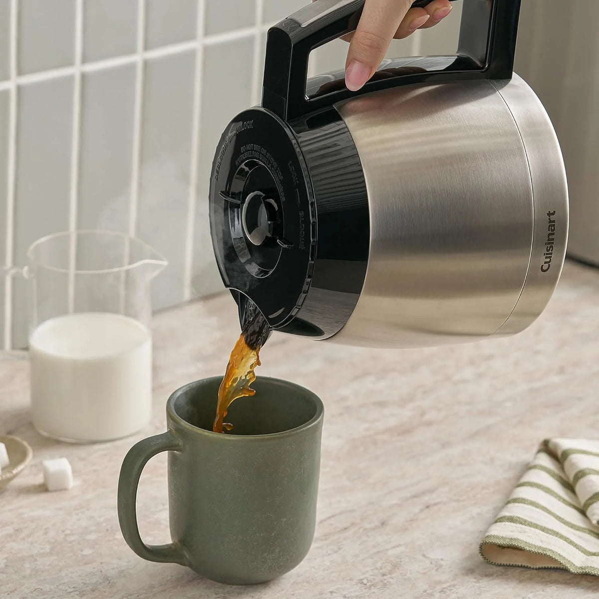 uisinart 12-Cup Coffee Maker, Programmable PerfecTemp Thermal Carafe Coffee Machine with 1-4 Cup Setting, Brew Strength Control and Brew Pause